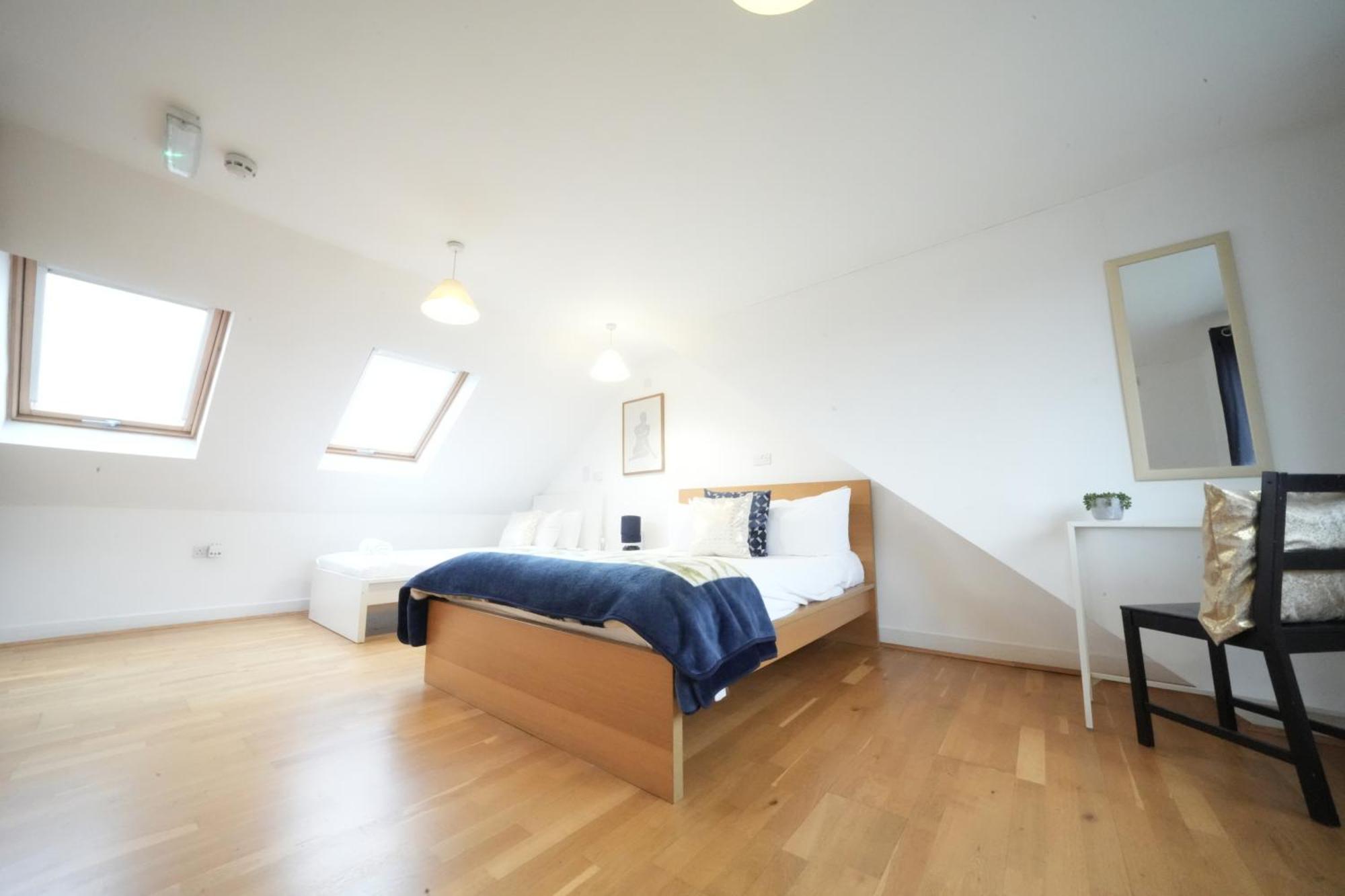 The Great Airport Place-Private Bedrooms With Private Bathroom-1 Bus To Heathrow Airport-5 Minutes By Car- Helpful Advice From Our Team Harmondsworth Luaran gambar